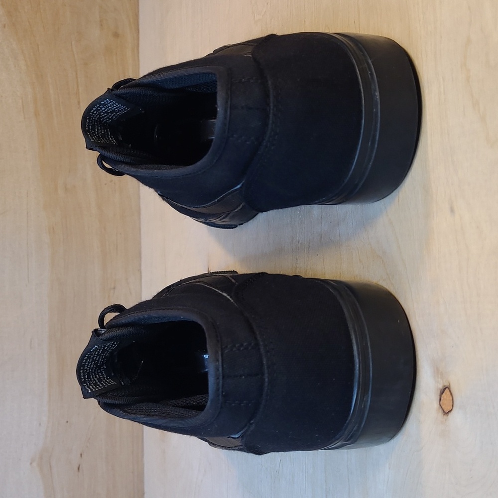 Nike Toki Low Triple Black Mens Sneakers - Picture 7 of 10
